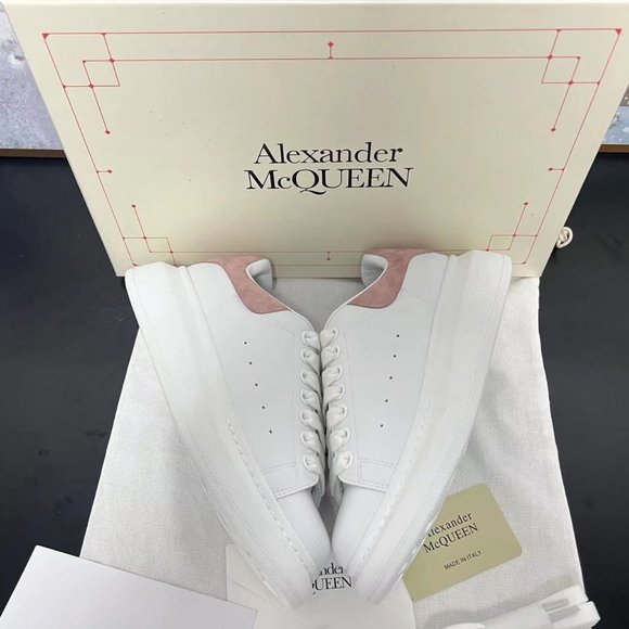 Alexander McQueen Pink Tail Women's Sports Shoes - Picture 5 of 6